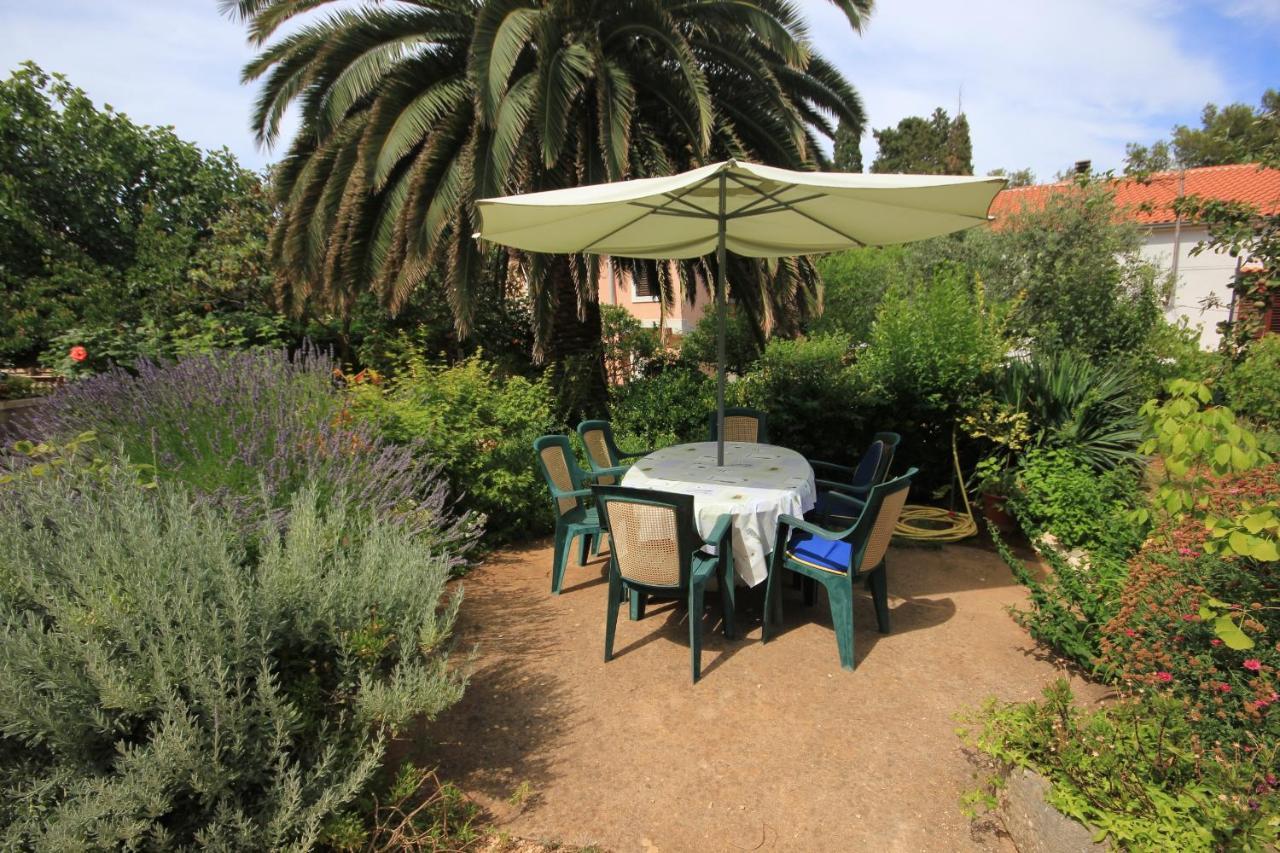 Apartments With A Parking Space Veli Losinj, Losinj - 8029 Luaran gambar