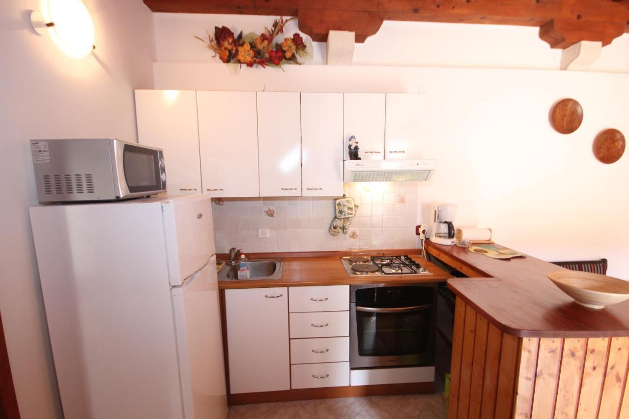 Apartments With A Parking Space Veli Losinj, Losinj - 8029 Luaran gambar